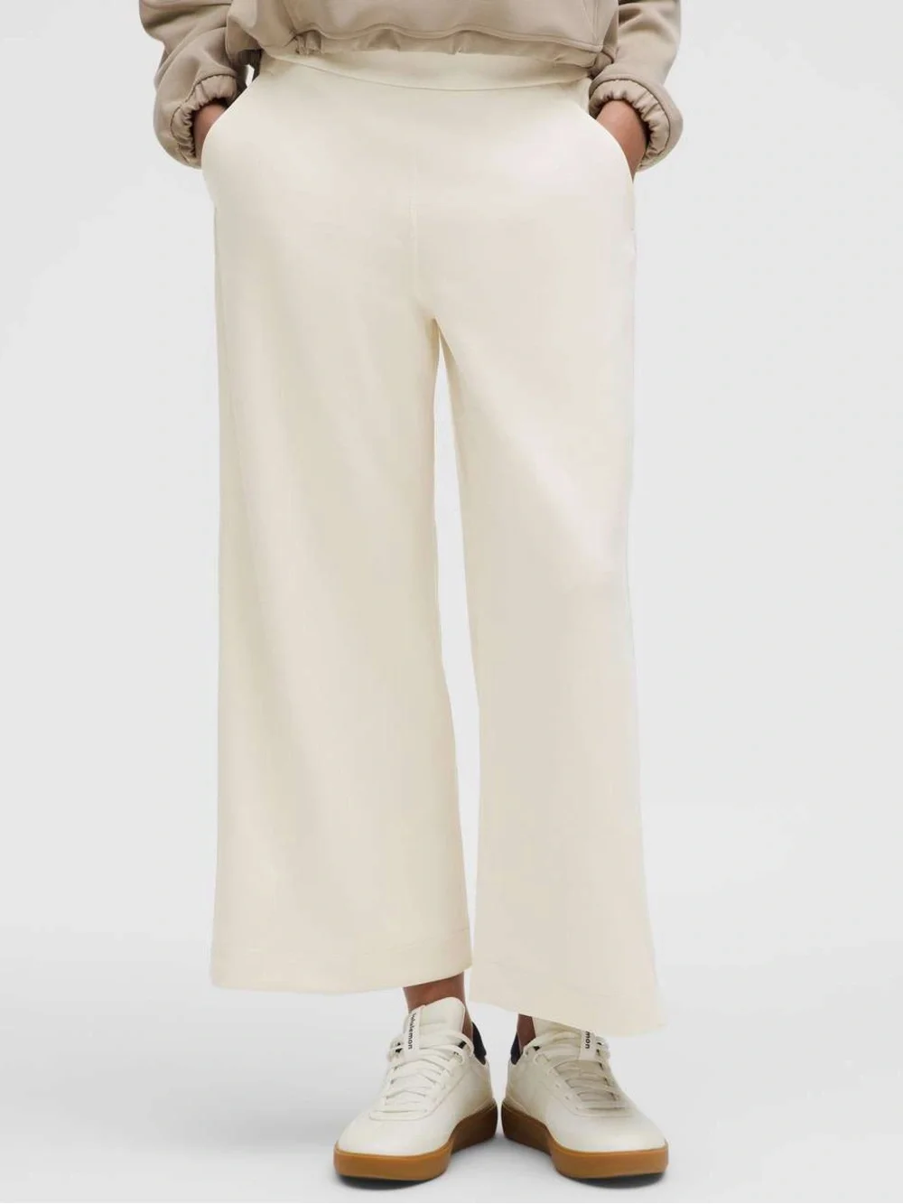 lululemon Softstreme High-Rise Wide-Leg Cropped Pant Sz L Light Ivory